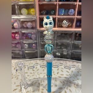 - Handmade Beaded Doorables Pen
